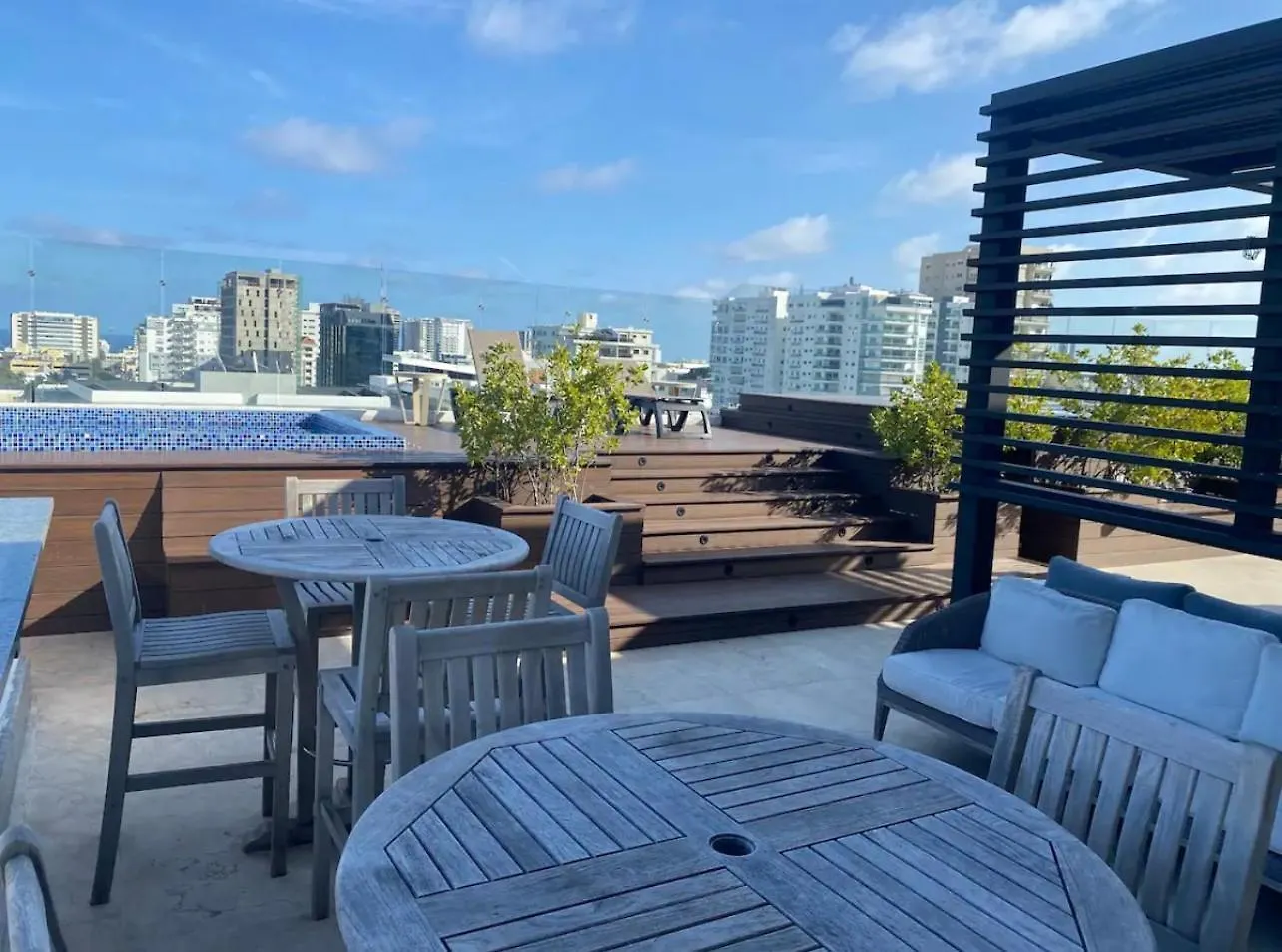 Piantinitowercentric Sdq Cityview location